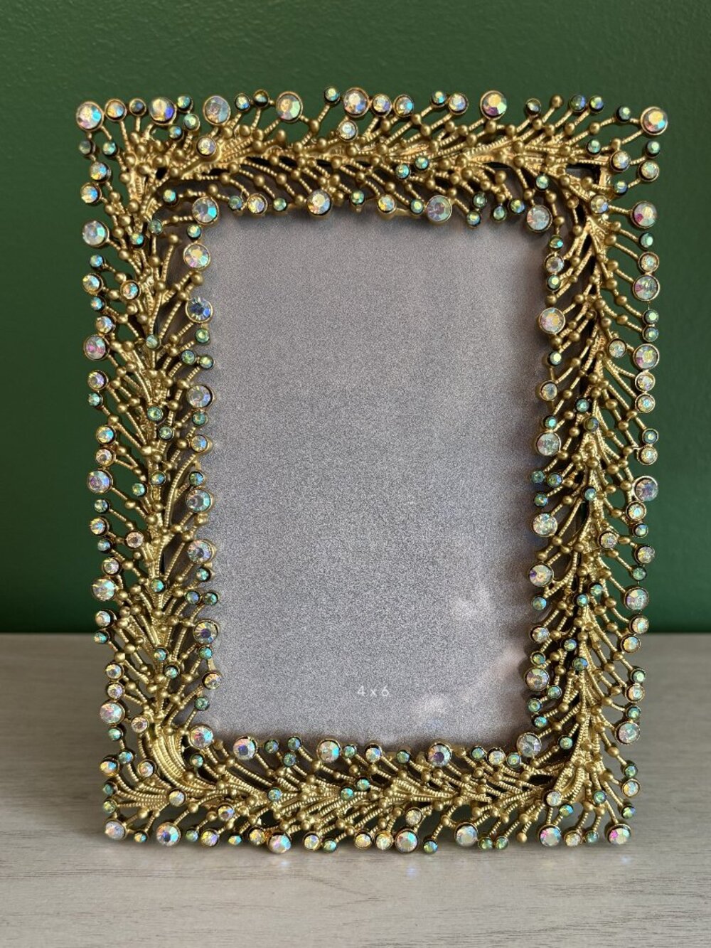 Mercer41-Gold & Crystal picture frame -NEW  for 4x6" pictures
